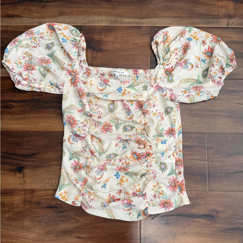 Rose & Olive Cream Floral Puff-Sleeve Blouse